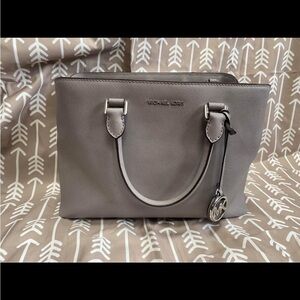 Michael Kors Gray Shoulder Bag with Structured Design